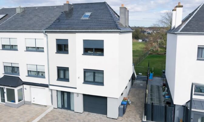 Semi-detached house 5 bedrooms for sale in Bascharage