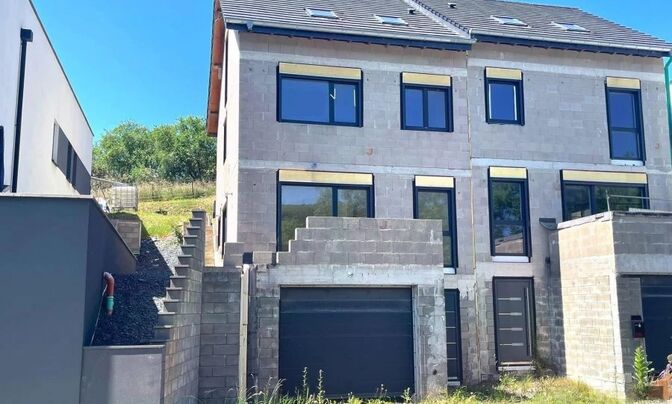 House 3 bedrooms for sale in Wiltz