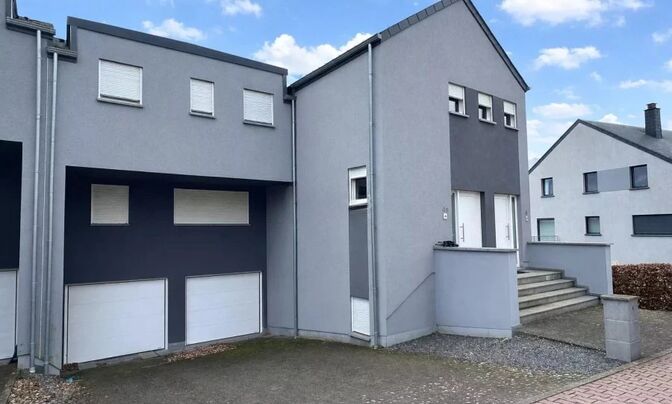 Detached house 3 bedrooms for sale in Weiswampach