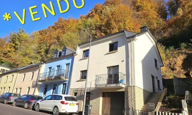 Semi-detached house 4 bedrooms for sale in Larochette