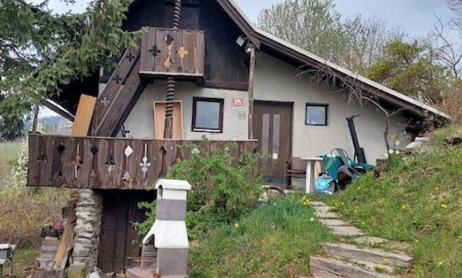 House, Lower Slemen