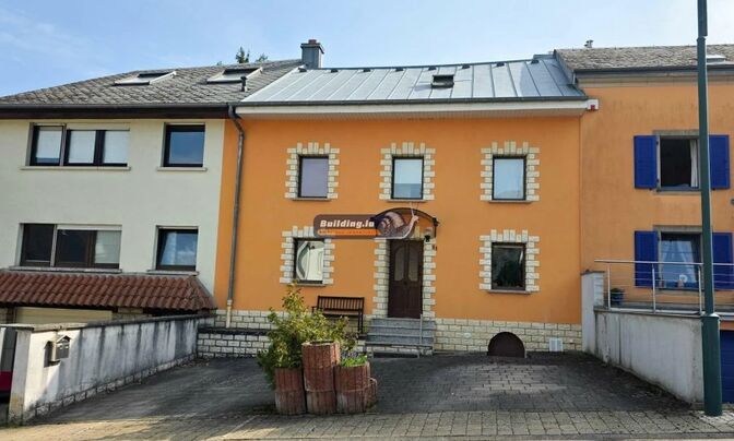 House 5 bedrooms for sale in Dalheim