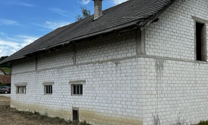 House, Dechno Selo, Brežice