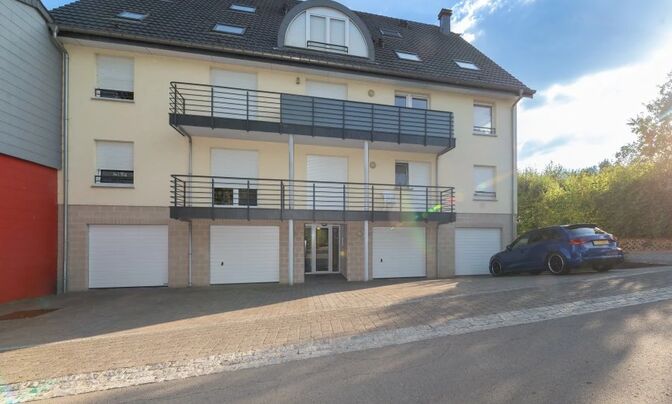 Apartment 4 bedrooms for sale in Buederscheid