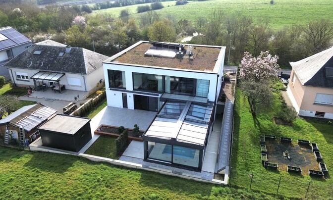 Villa 4 bedrooms for sale in Noertzange