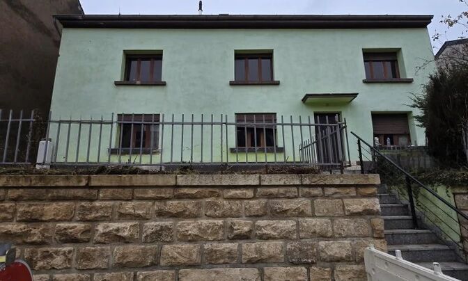 Detached house 5 bedrooms for sale in Belvaux