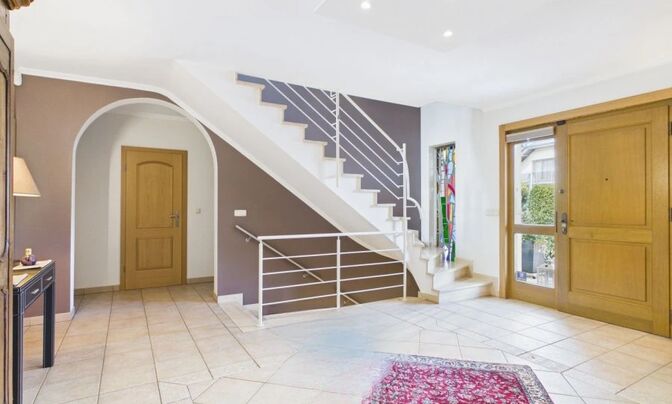 Villa 5 bedrooms for sale in Senningerberg