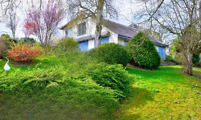 Detached house 4 bedrooms for sale in Arsdorf