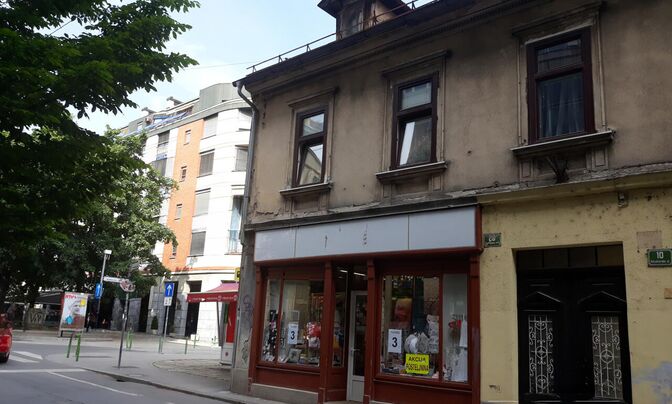 Non-residential retail space