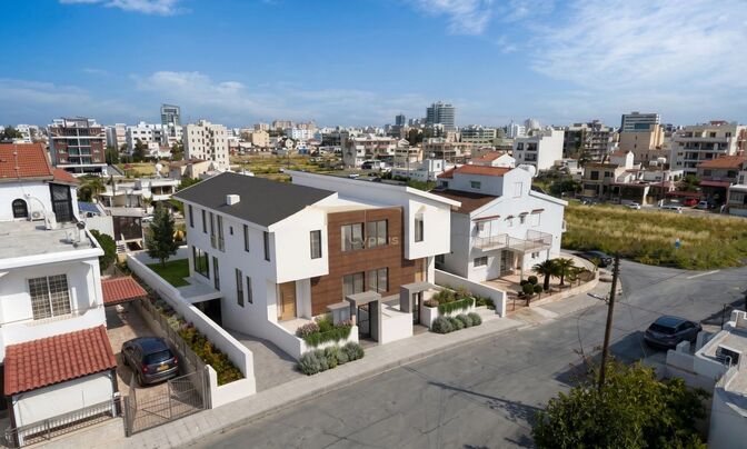 2 floors Detached house For sale, Larnaca City