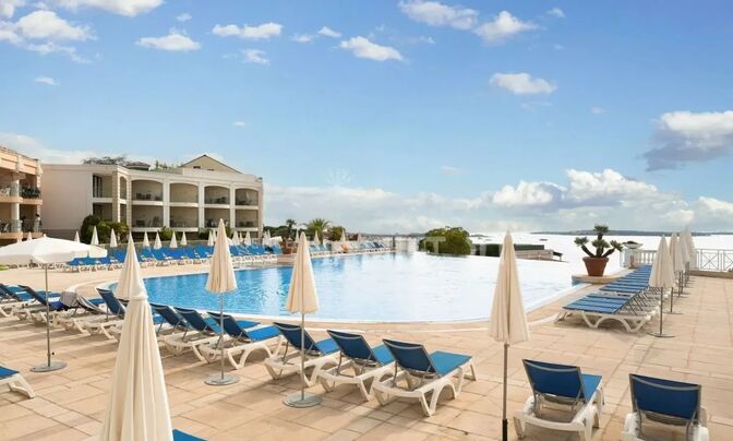 Home Cannes Croix des Gardes