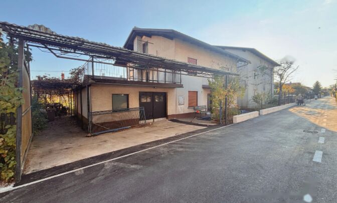 Дом, Ракова Йелша