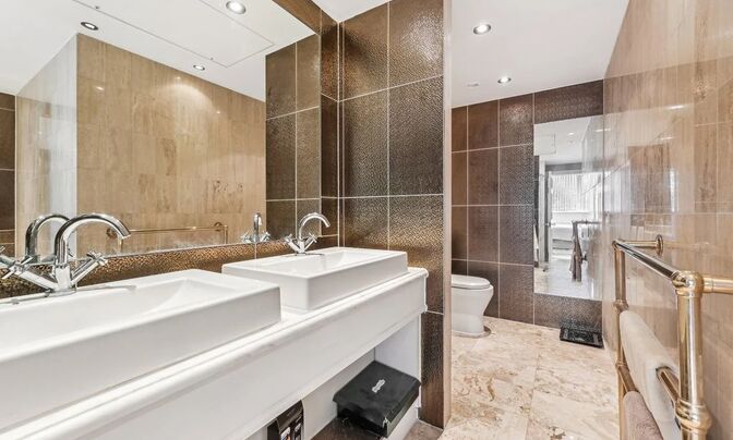 Chelsea Crescent, Chelsea Harbour, Chelsea