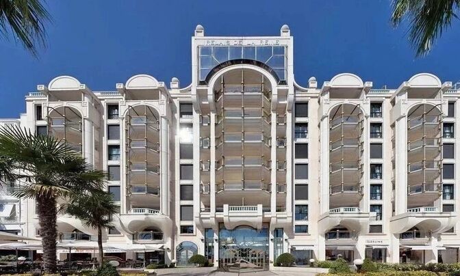 Villa Cannes Centreville