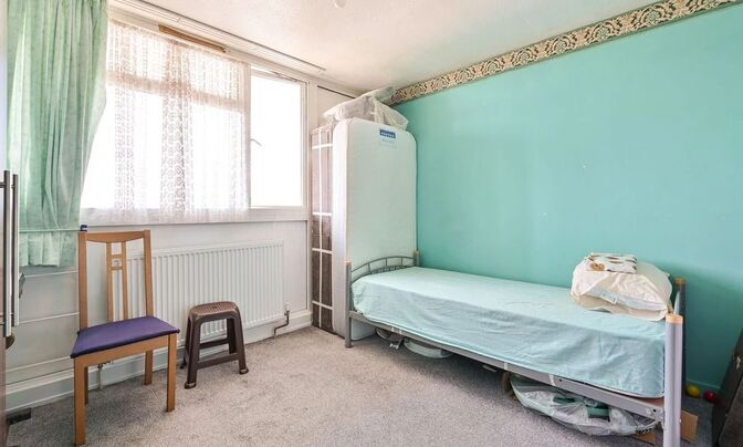 Deverell Street, Borough