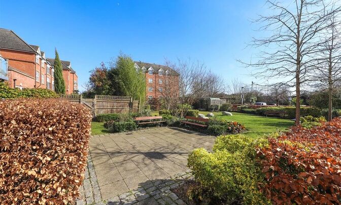 Pembroke Road, Ruislip
