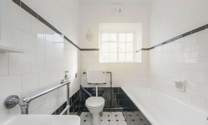 Acol Court, South Hampstead