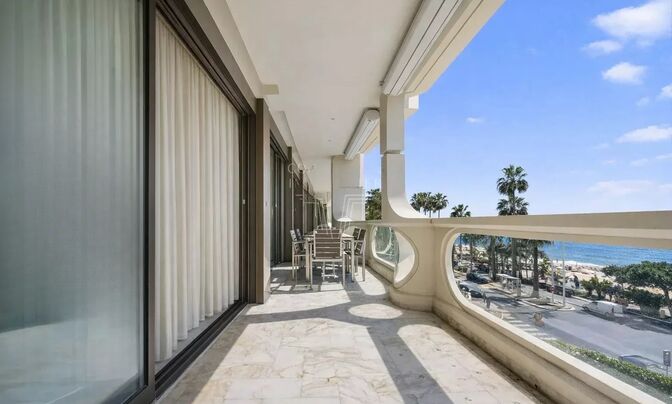 Villa Cannes Centreville