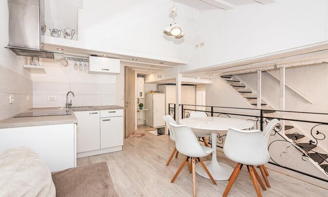Four-room apartment Piran