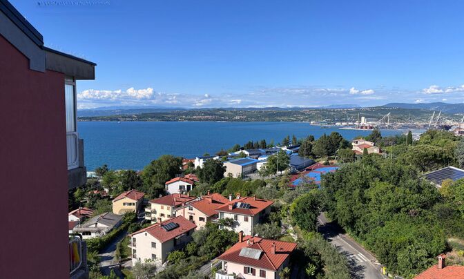 Трёхкомнатная квартира в Копере