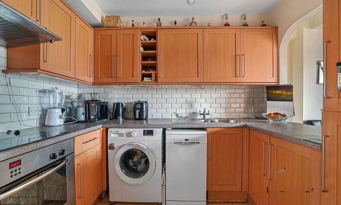 86 Wapping Lane