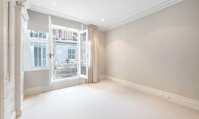 Draycott Place