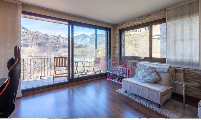 Apartment for sale in Anyós, 3 bedrooms