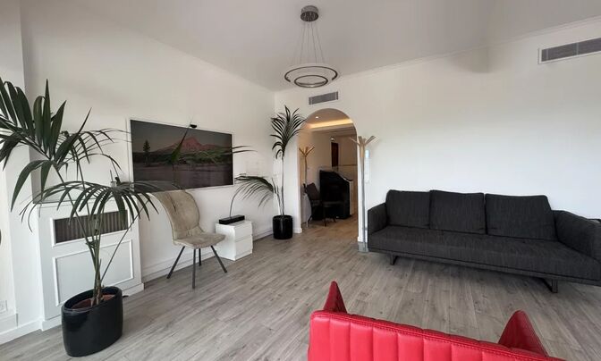 Apartment Monaco, Port