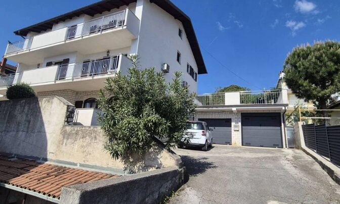 Family house in Ičići