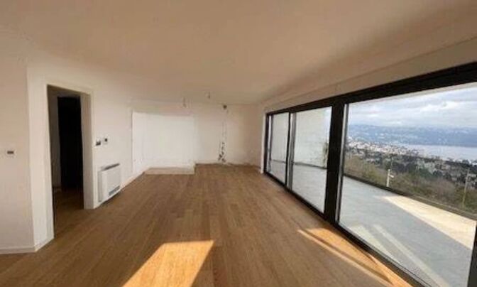 Four-room apartment Center