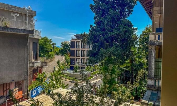 Трехкомнатная квартира в центре