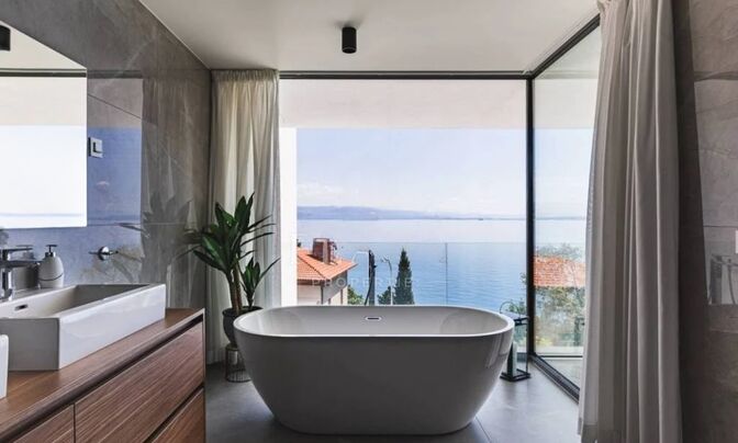 Four-room apartment in the center