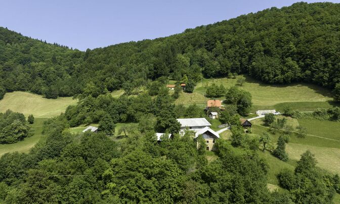 Manor, Slivno Farm, Shmokhor.