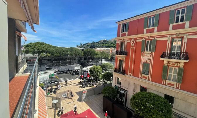 Apartment Monaco, Port