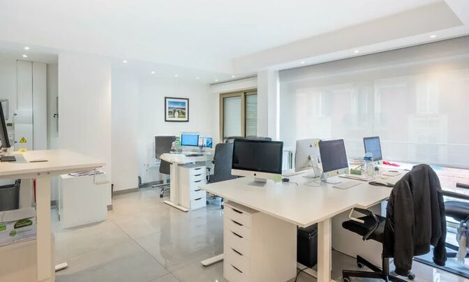 Apartment Monaco, Port