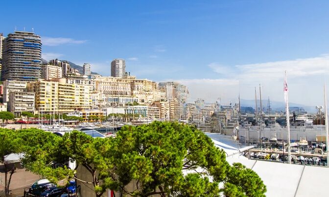 Apartment Monaco, Port
