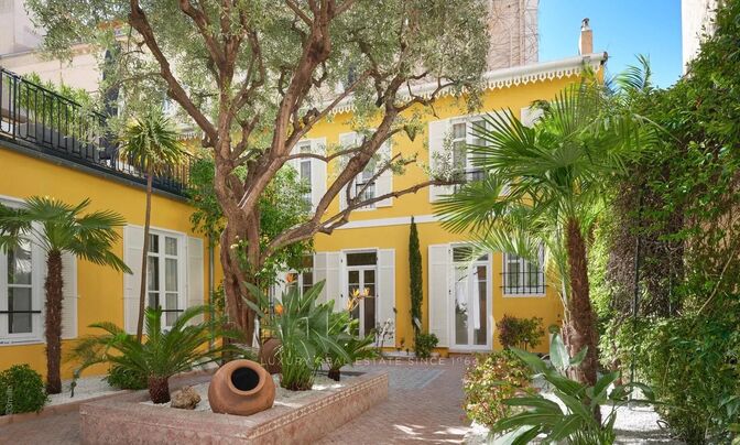 Townhouse Cannes Central