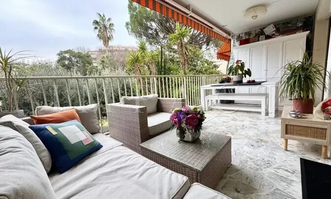 Apartment République Cannes