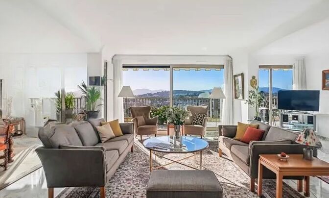 Villa Cannes République