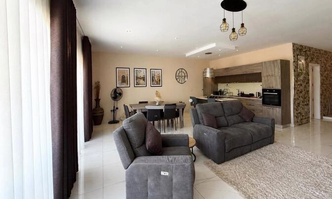 Ghaxaq Southern Suite