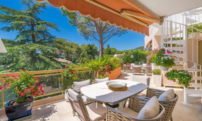 Apartment Cannes California