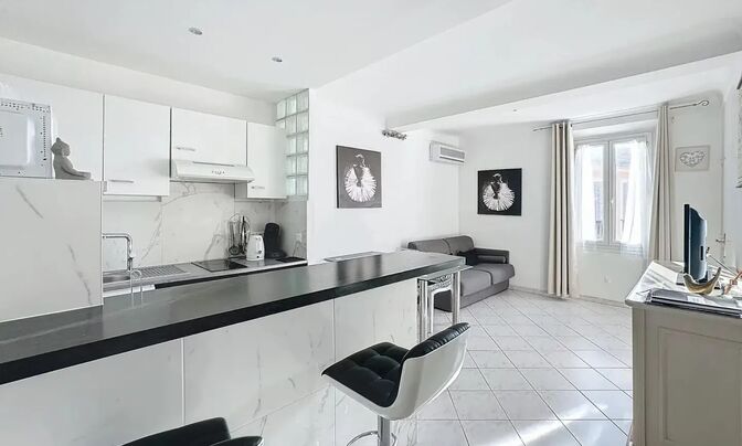 Villa Cannes Centreville