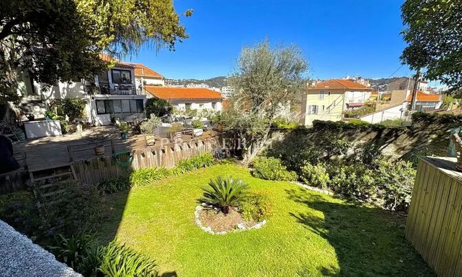 House Cannes Croix des Gardes