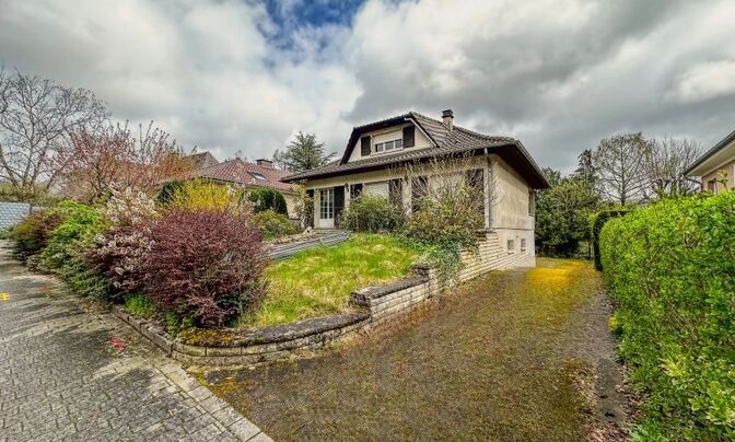 Detached house 3 bedrooms for sale in Bereldange