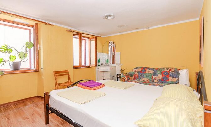 Apartment, 4 rooms Piran