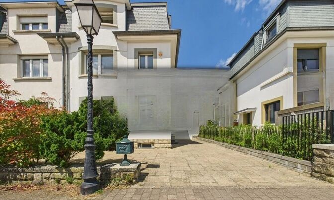 Semi-detached house 4 bedrooms for sale in Howald