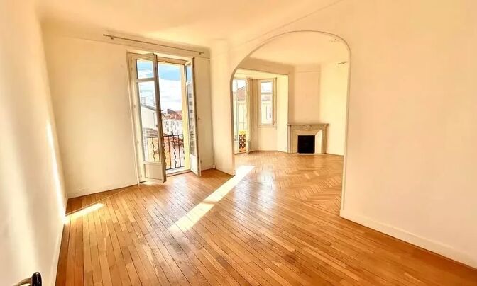 Villa Cannes République