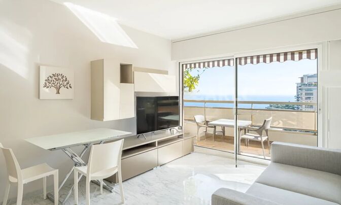 Apartment Monaco, Jardin Exotique