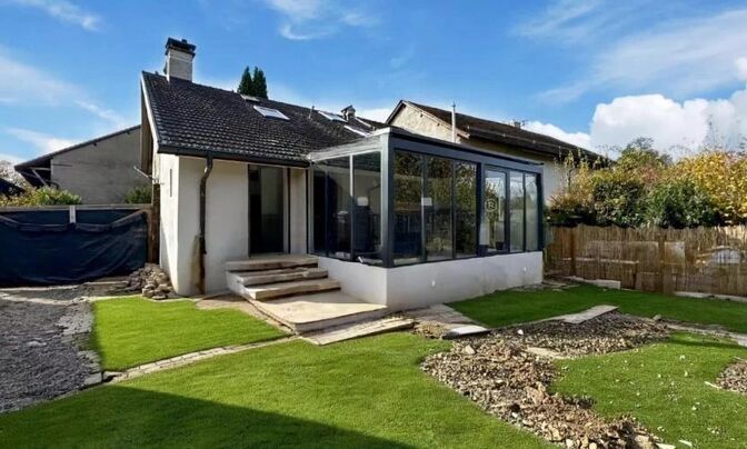 Single house 6 rooms
