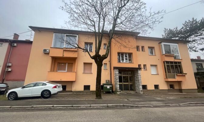 Apartment, 2.5-room Sežana